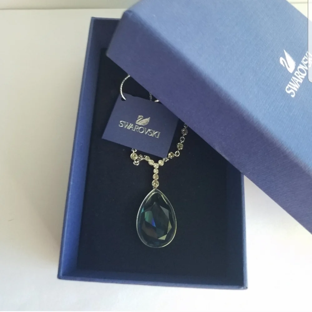 AUTHENTIC Swarovski Montana Blue Meringue Large Teardrop Necklace NIB